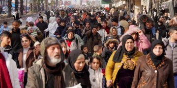 ¡Las operaciones militares del gobierno en Alepo deben cesar de inmediato y los derechos democráticos de los pueblos de Siria deben ser reconocidos de manera incondicional!