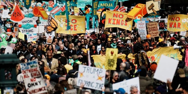 Estados Unidos: 8 millones se movilizan contra Trump y su agresión a Irán