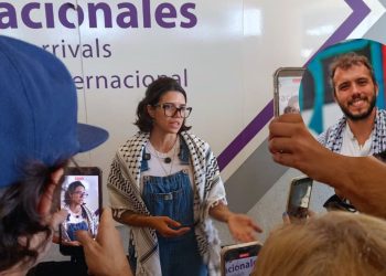 Argentina impide ingreso a activista brasileño que integró flotilla a Gaza y convoy a Cuba