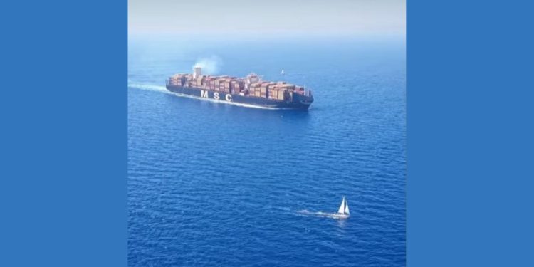 La Global «Sumud» Flotilla bloquea al megabuque MSC Maya para interrumpir la cadena de suministro militar israelí