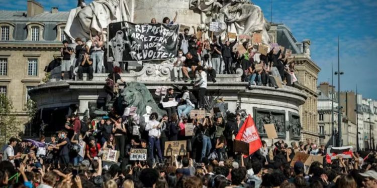 La juventud en Europa se alza ante la crisis capitalista